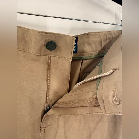 EUC Faherty Island Brown All Day Shorts - Picture 12 of 14